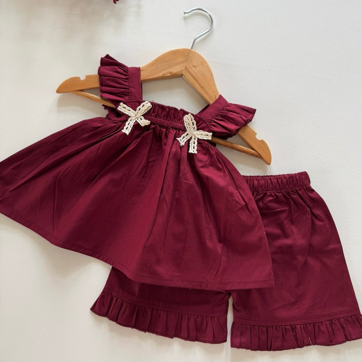 Plum Bows set